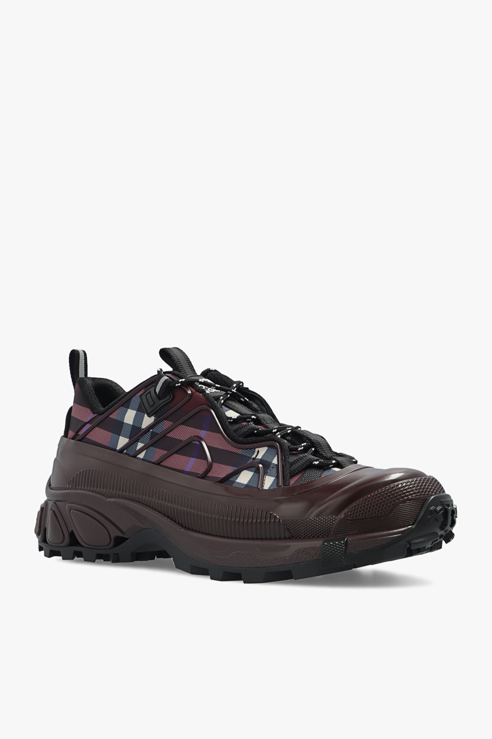 Burgundy store burberry sneakers